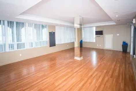 1 room apartment of 57 m² in Toronto