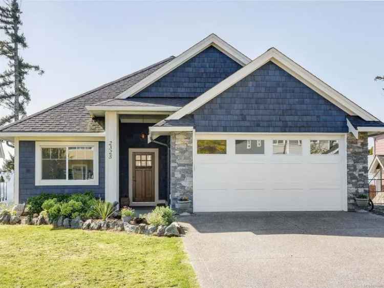 Panoramic Ocean & Mountain View 5-Bed Home