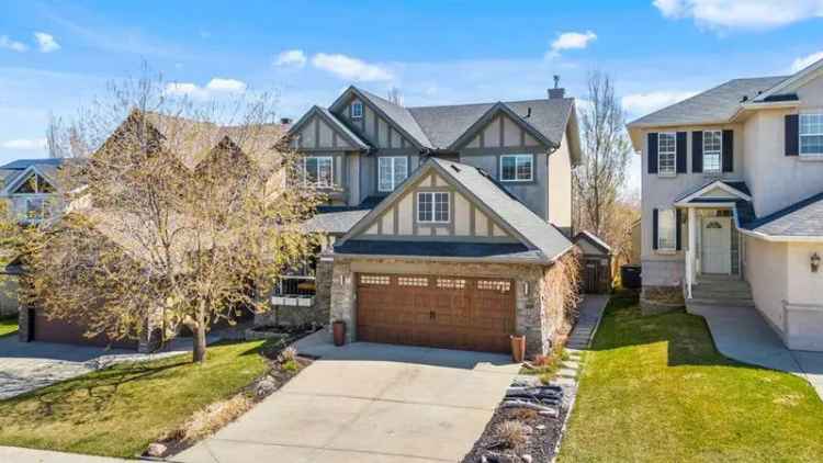 Luxury 4-Bedroom Home in Cougar Ridge Calgary