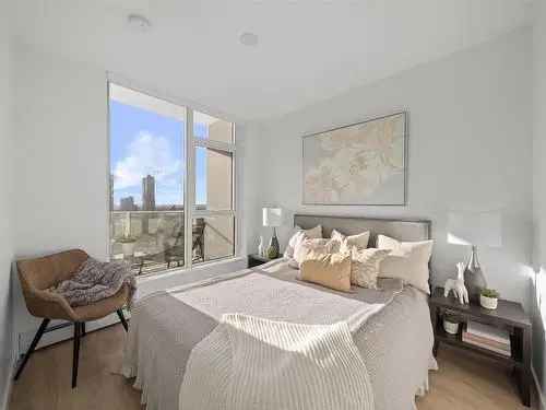 Surrey Central Condo 1 Bed 1 Bath  High End Appliances Great Amenities