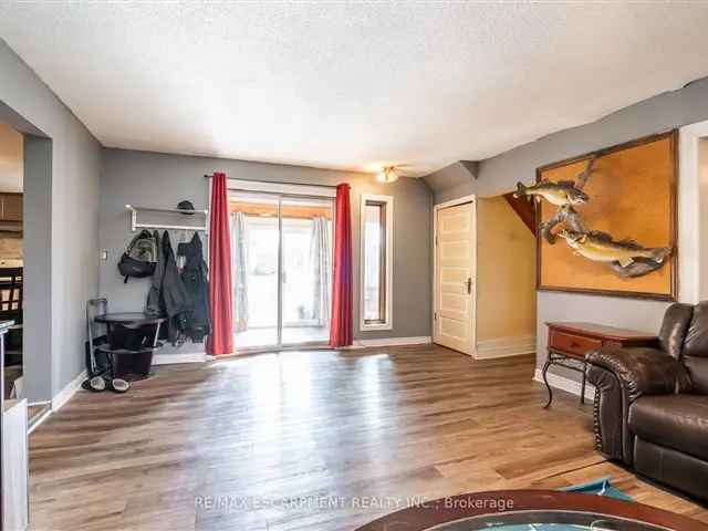 House For Sale in null, Ontario