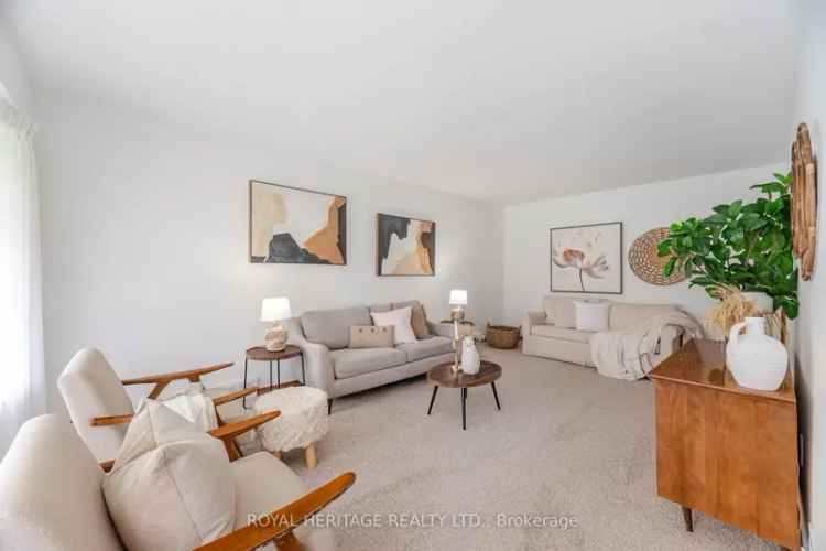 Brick Bungalow in Mature Neighbourhood 3 Bedrooms Finished Basement
