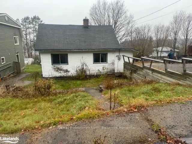 House For Sale in Huntsville, Ontario