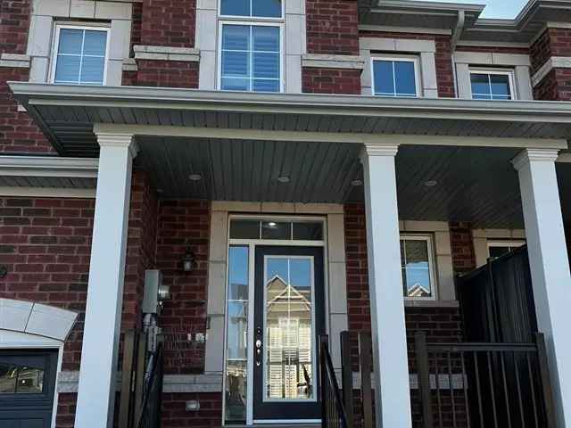 Beautiful House with Quartz Countertops and New Flooring Near Parks