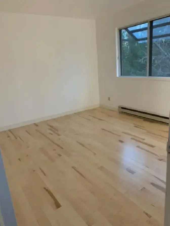 3 Bedroom Townhouse for Rent Downtown Montreal