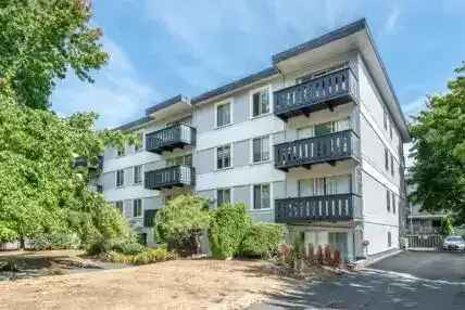 Rent Apartment in Victoria with Newly Renovated Suites and Amenities