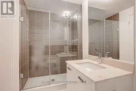 2 rooms apartment of 137 m² in Toronto