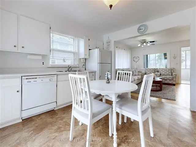 House For Sale in Georgina, Ontario