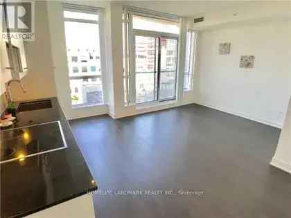 1 Room 447 m² Apartment in Toronto near TTC Subway