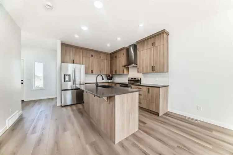 6 Bed 4 Bath Detached Home with Legal Basement Suite