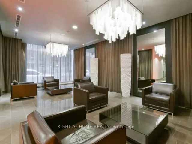 Rent Luxurious Lower Penthouse in Downtown Toronto with Balcony