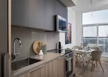 84 m² 1-Bedroom Apartment in Toronto Canary District