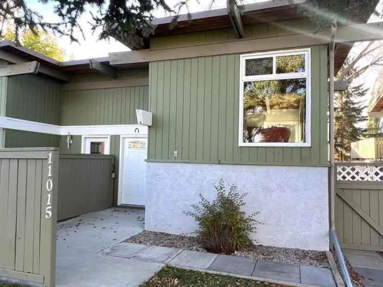 Newly Renovated Southwood Bi-Level Half-Duplex