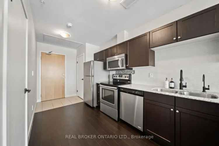 Downtown Kitchener Condo - 1 Bedroom, Modern Amenities