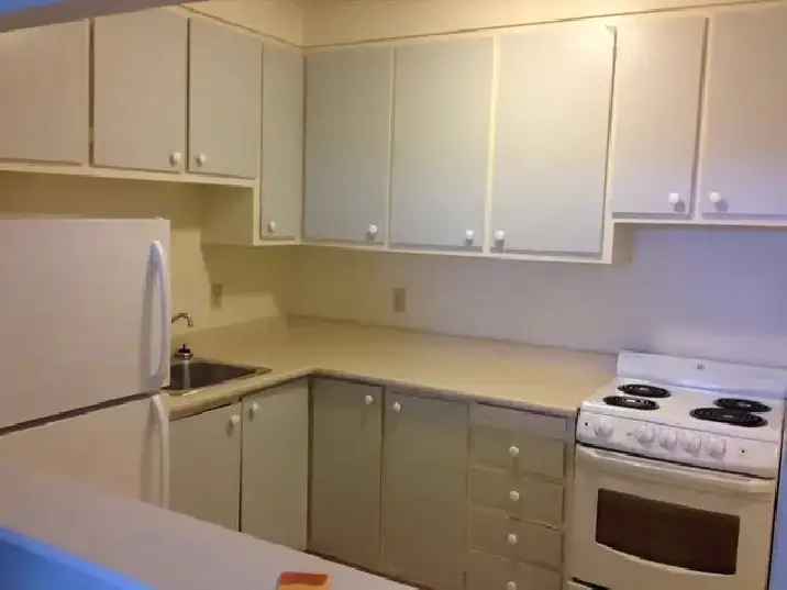 $1799 - 2 bedroom available December 1st Move-In 2024