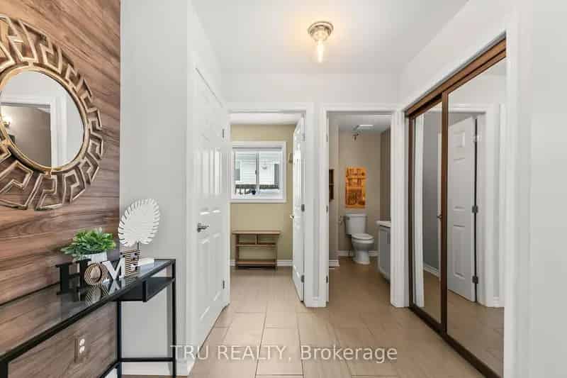 Charming 3-Bedroom Home in Central Stittsville with Finished Basement and Pool