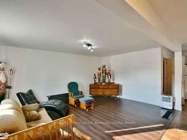 House For Sale in Maders Cove, null