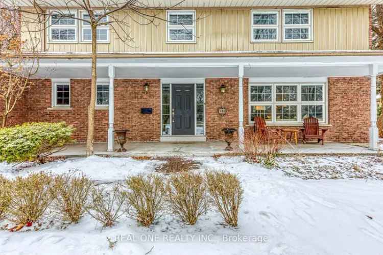 5-Bedroom Renovated Home in Southeast Oakville Near Top-Rated High School