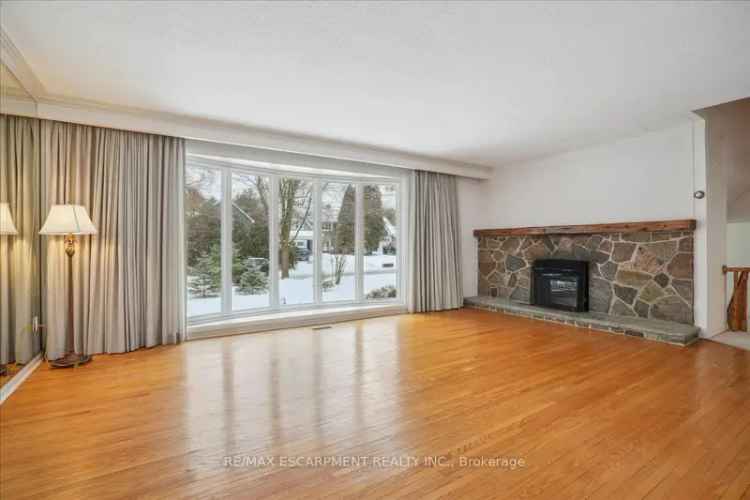 Old Oakville 3-Bedroom Home Near Downtown