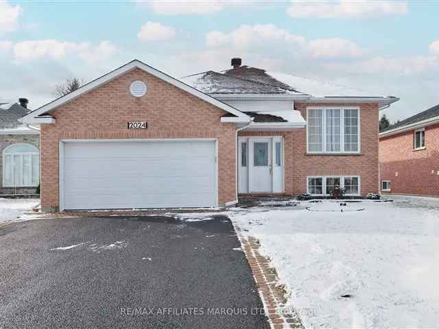 5-Bedroom Raised Bungalow Family Home Move-In Ready