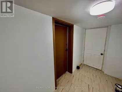 2 rooms apartment of 218 m² in Toronto