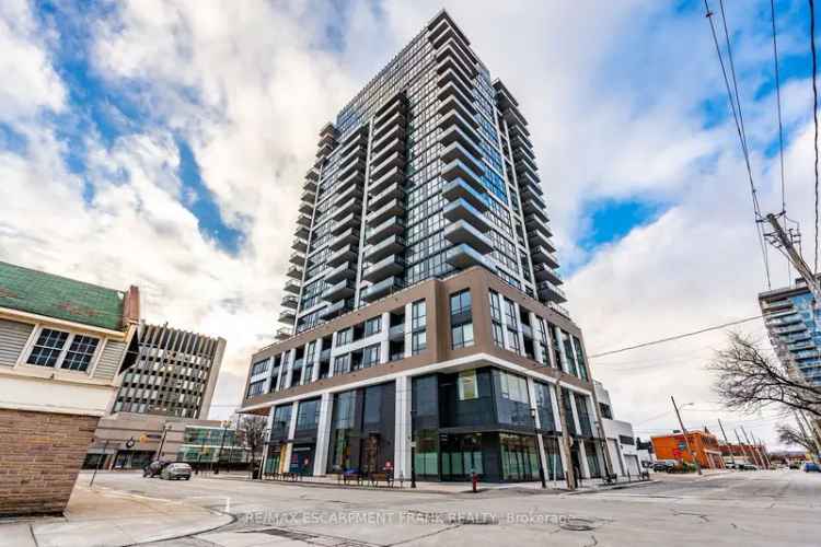 Condo For Sale in 2007, James Street, Burlington, Ontario