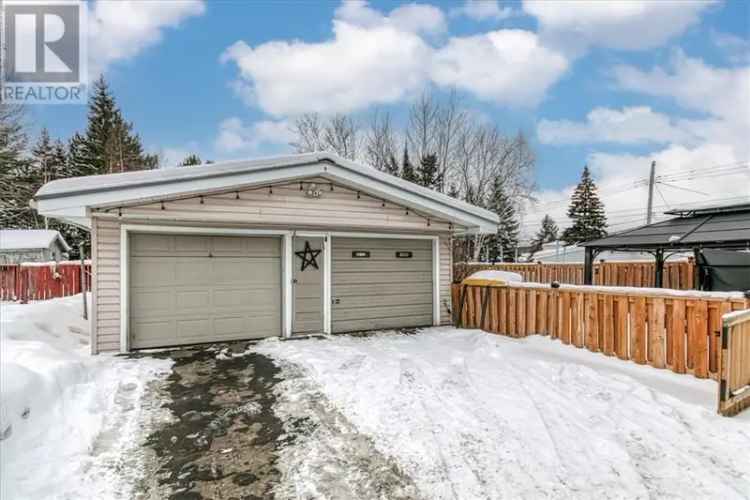 Charming 3 1 Bedroom Bungalow in Coniston - Updated Kitchen Baths