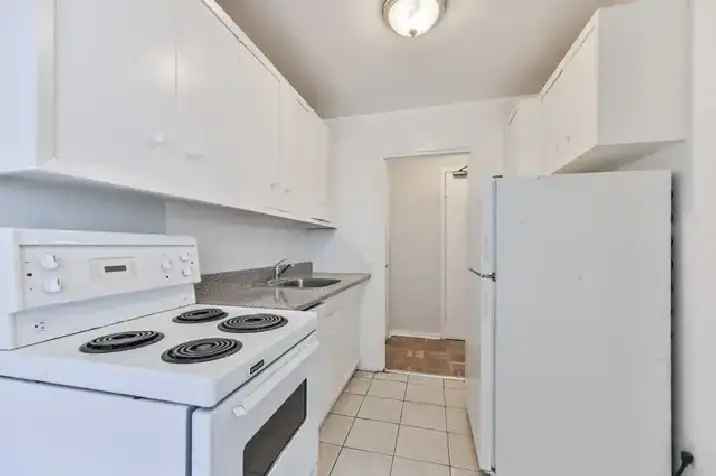 214 St. George - 1 Bedroom Apartment for Rent