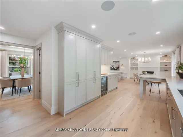 33 Harbourside Bronte Harbor Renovated Home