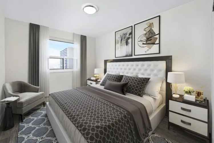 Townhouses for Rent near QEW Mississauga
