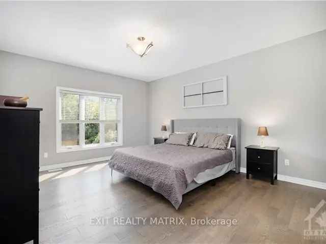 Luxury Bungalow in Cloverdale Estates  3 bed 2 bath