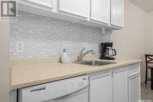 Condo For Sale In Wildwood, Saskatoon, Saskatchewan