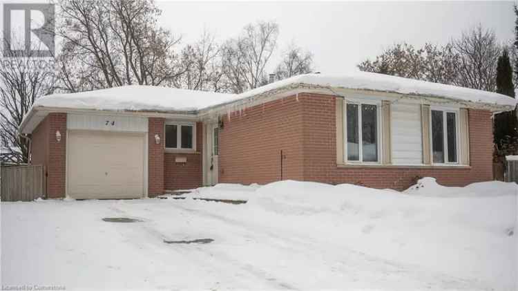 3-Bedroom Freehold Bungalow Family-Friendly Neighborhood