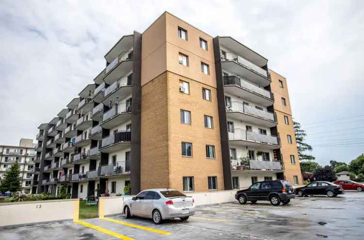 15 & 17 Sympatica Cres. -  in Brantford