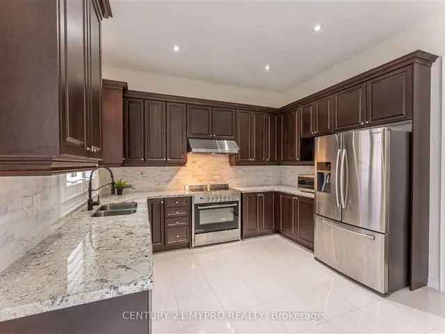 House For Sale in Aurora, Ontario