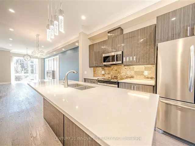 Luxurious Thornhill Townhome For Lease 3 1 Bedroom 4 Bathroom