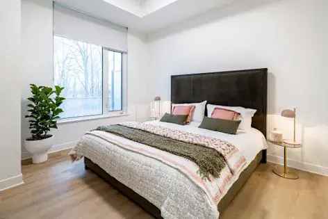 1019m² 1 Room Studio in Ottawa Petrie's Landing I