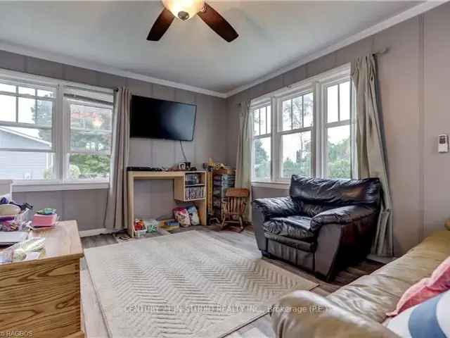 House For Sale in Kincardine, Ontario