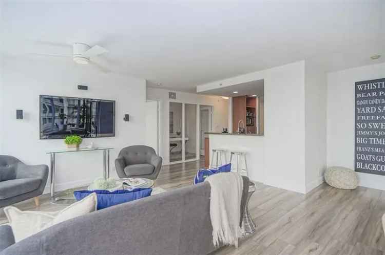 Yaletown Corner Unit 1245 Sq Ft Breathtaking Views