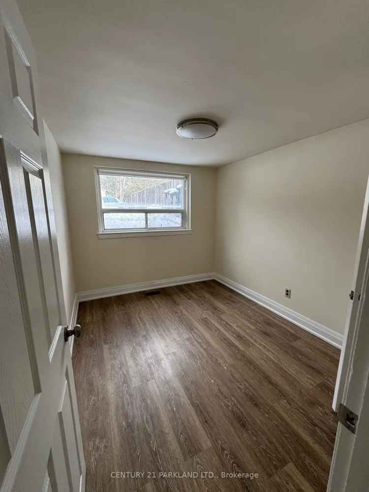 House For Sale in Toronto, Ontario