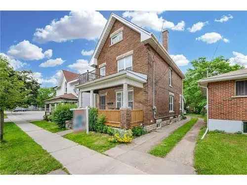 House For Sale In North Ward, Brantford, Ontario