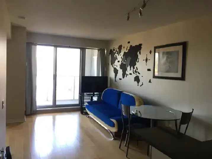 Rent Large 1 Bedroom Condo with Pool Gym in Queensway Islington