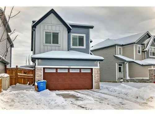 House For Sale In Pine Creek, Calgary, Alberta