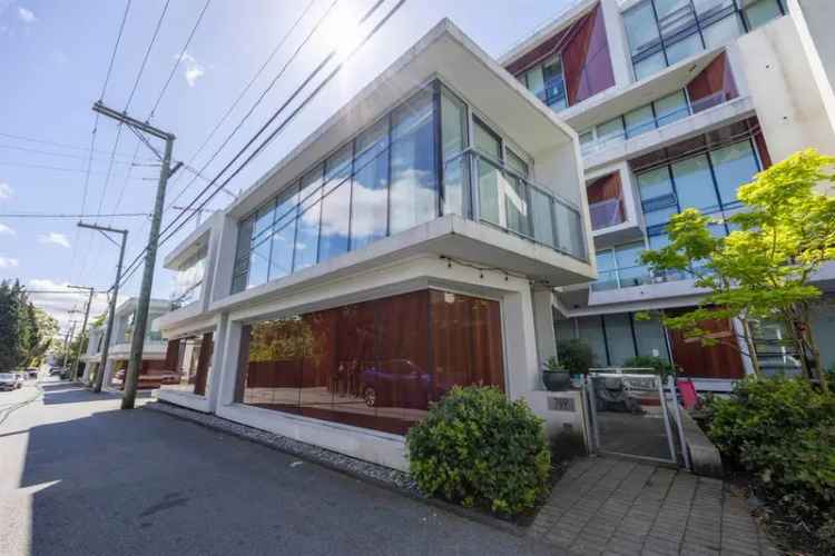 Modern 3-Story Townhouse in Aperture Community