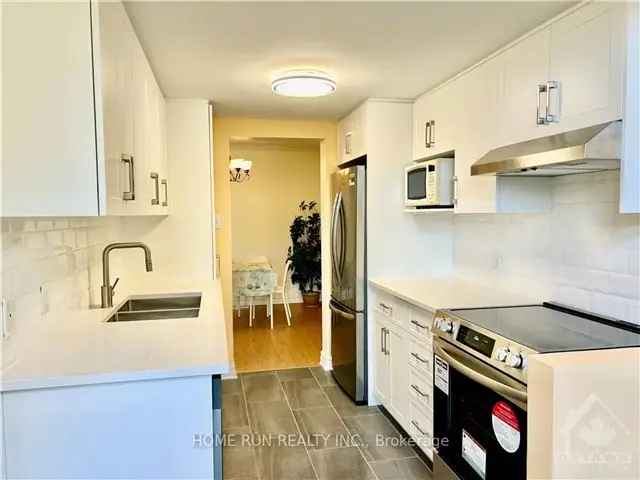 Beautiful Minto Townhome 3 Beds 2 Baths Renovated Kitchen