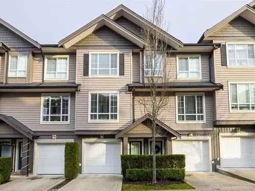 Updated 3-Bed Townhome in Murrayville Langley BC