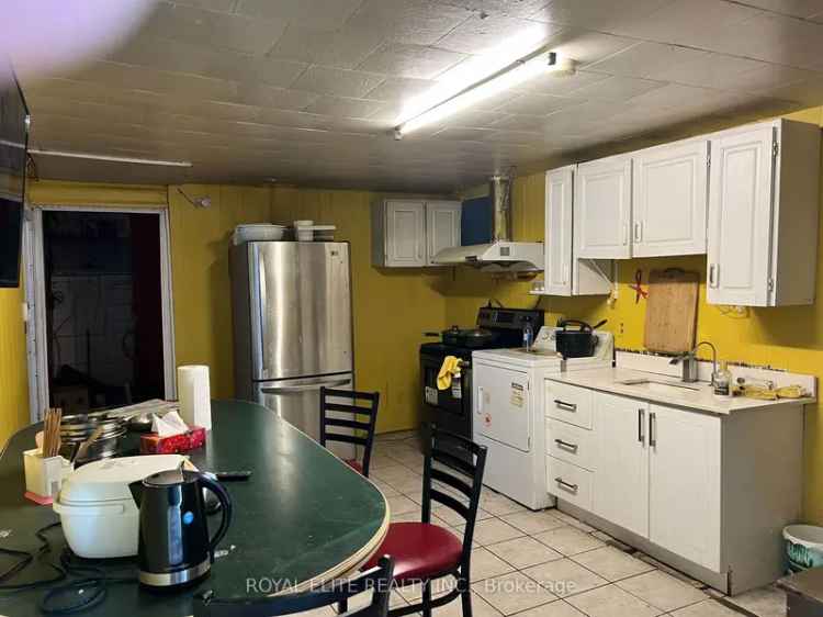 House For Sale in King, Ontario