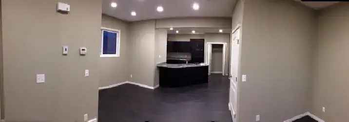 Home for Rent Walker Lakes SW - 3 Bed, 2.5 Bath, Double Garage