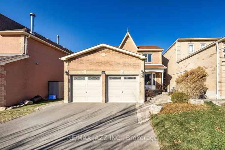 House For Sale in Ajax, Ontario