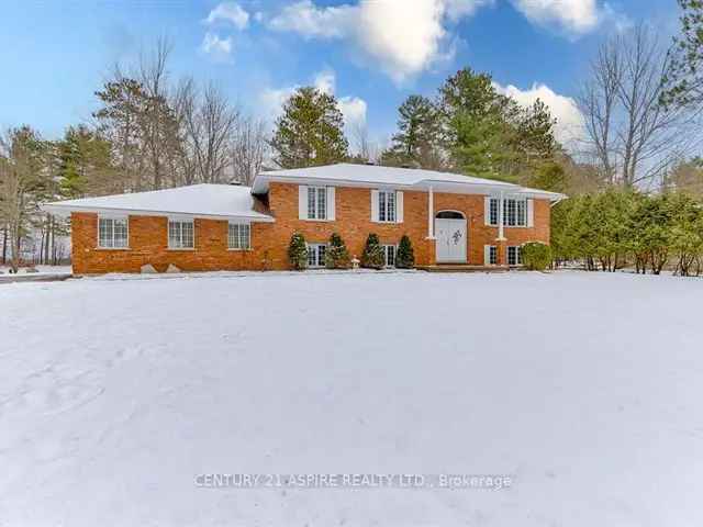 Executive Home with Mountain Views and Large Lot